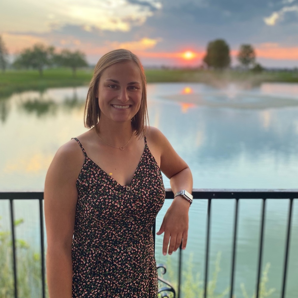 Meet your Posher, Alyssa